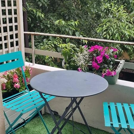 2 Pieces Au Centre D'Antibes. Apartment Exterior photo