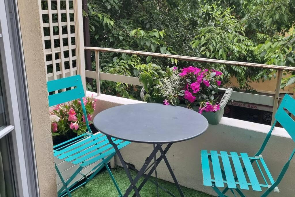 2 Pieces Au Centre D'Antibes. Apartment Exterior photo
